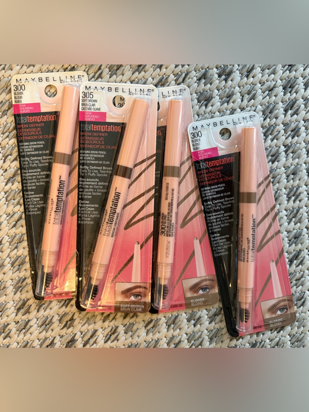 Maybelline Total Temptation Brow Definer – (3 blonde, 1 soft brown)